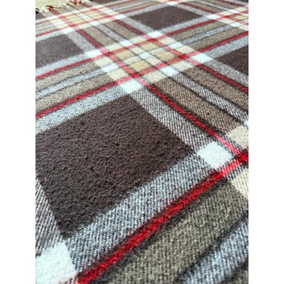 Vintage Faribo plaid stadium blanket - red, brown, white - fringe - 53 x 45 - Picture 6 of 10